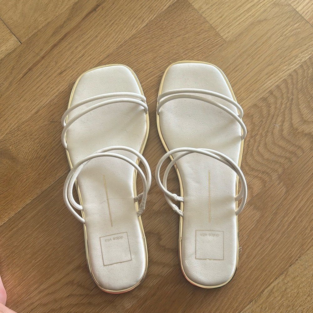 Dolce vita sandals